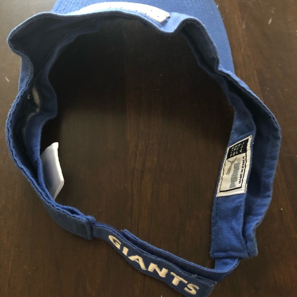 NY Giants sun visor. Adjustable - Picture 2 of 3